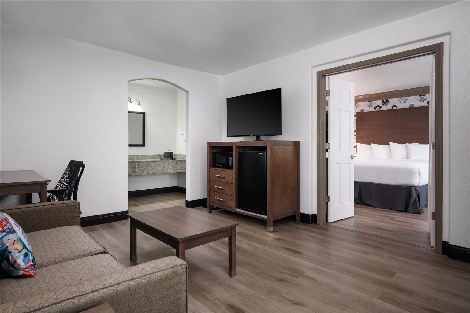 Suite King Room 