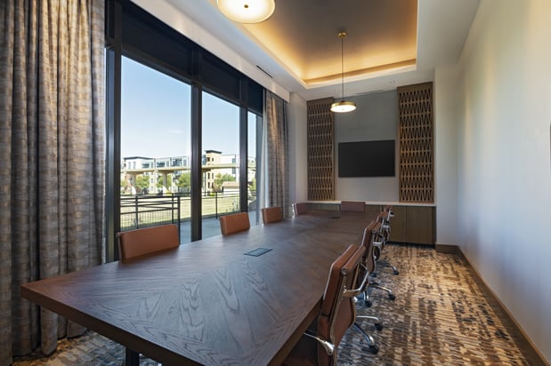 Images Hotel Indigo Irving - Las Colinas by IHG