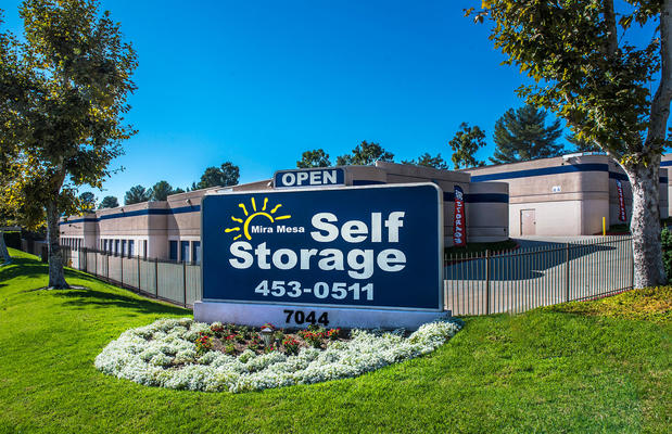 Images Mira Mesa Self Storage