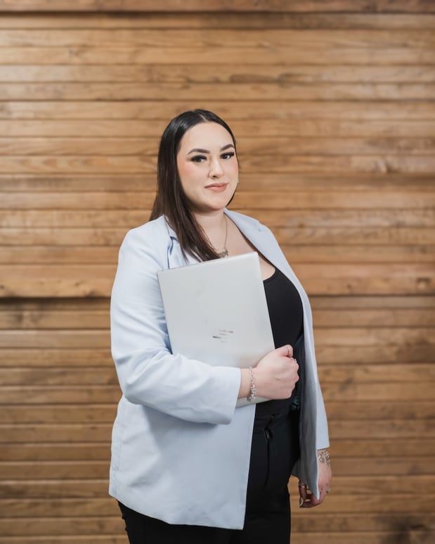 Images Miriam Rodriguez - State Farm Insurance Agent