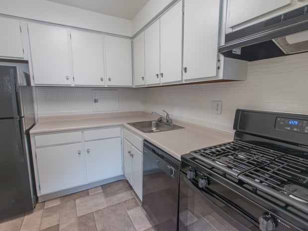 Images Oak Forest Apartments