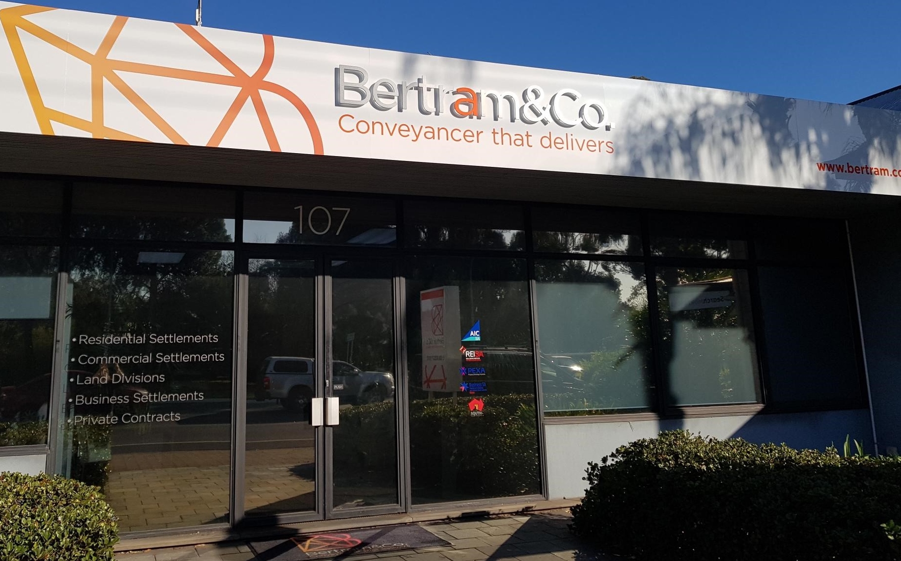 Images Bertram And Co