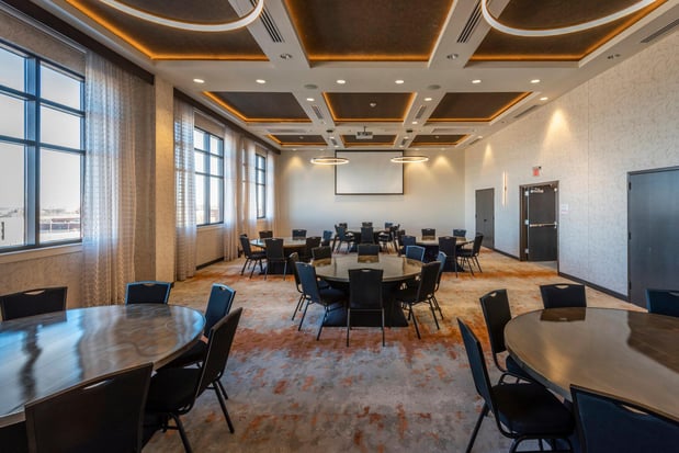 Images Hotel Indigo Tulsa Dwtn-Entertainment Area by IHG