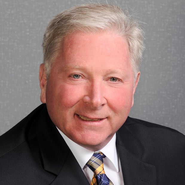 Images Edward Jones - Financial Advisor: Tom D'Arcangelo