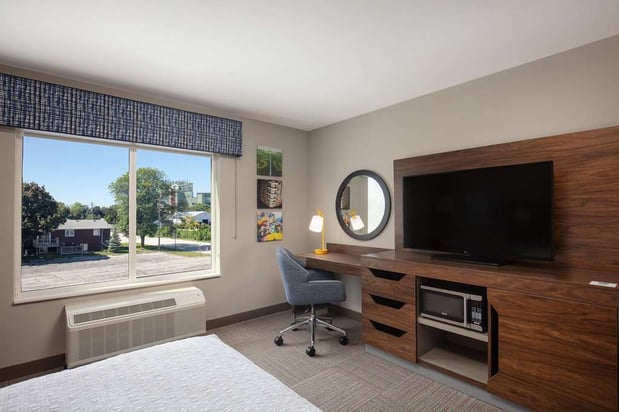 Images Hampton Inn by Hilton Green Bay Stadium