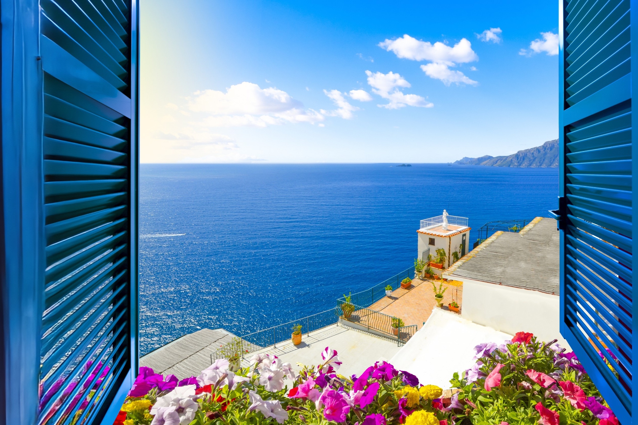 vue de la Côte Amalfitaine près de Sorrente, Italie