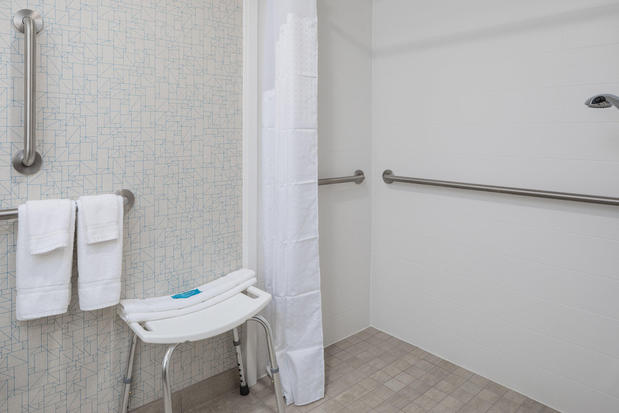 Images Holiday Inn Express Atlanta Airport-College Park by IHG