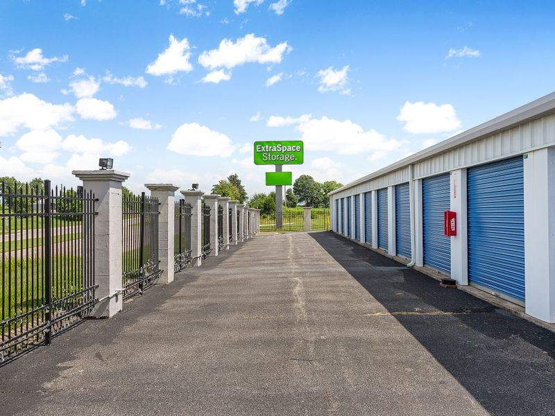 Security Screens - Storage Express at 1356 W 150 S, Princeton, IN 47670
