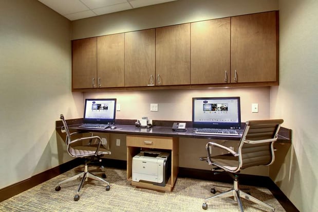 Images Hampton Inn & Suites Milwaukee West