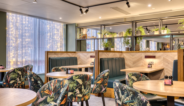 Images Premier Inn London Hayes, Heathrow (Hyde Park) hotel