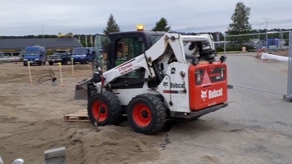 Images Maanrakennus S. Kursula Oy