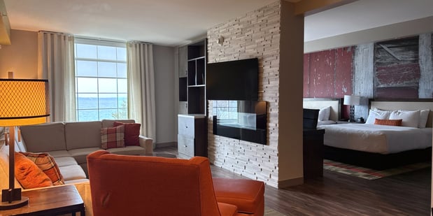 Images Hotel Indigo Traverse City by IHG
