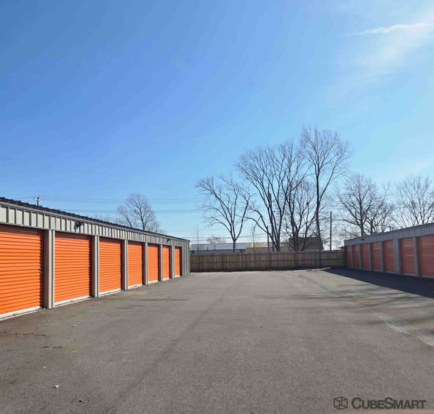 Images CubeSmart Self Storage