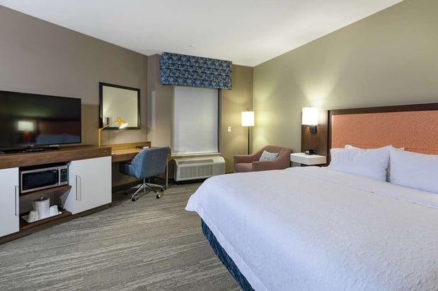 Images Hampton Inn & Suites Columbia Killian Road