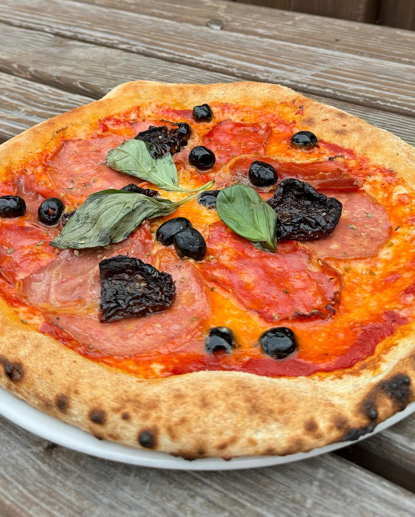 Images Ötösfogat Panzió, Étterem és Pizzázó