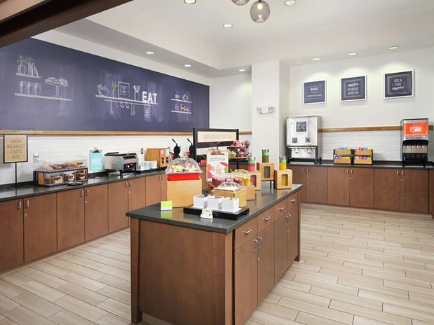 Images Hampton Inn Wilmington Downtown