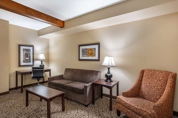 Images Best Western Plus Intercourse Village Inn & Suites