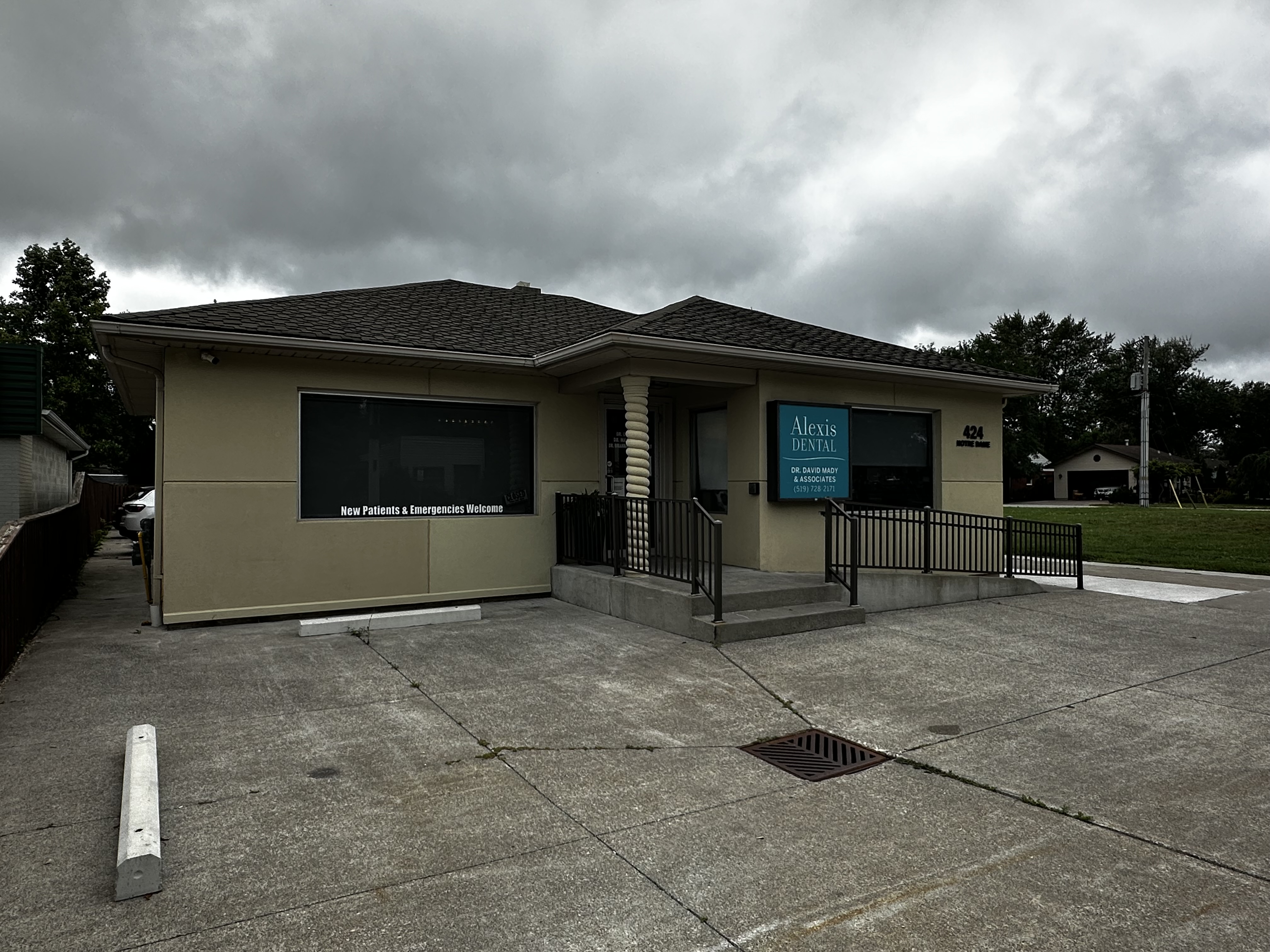 Images Alexis Dental - Dr. Mady