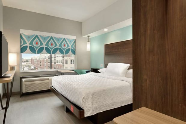 Images Tru by Hilton St. Charles St. Louis