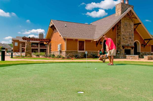Images The Cottages at Lake Tamaha - Student Housing