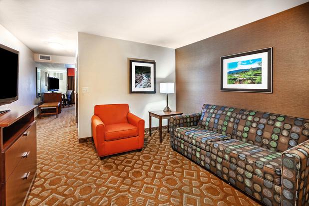Images Holiday Inn & Suites Durango Downtown, an IHG Hotel