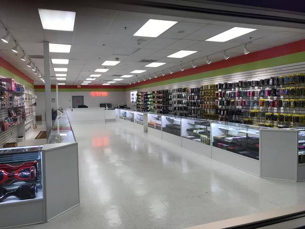 Images Phone City Largo - iPhone Screen Repair/iPad Repair & Samsung Galaxy  Phone Fixing Store