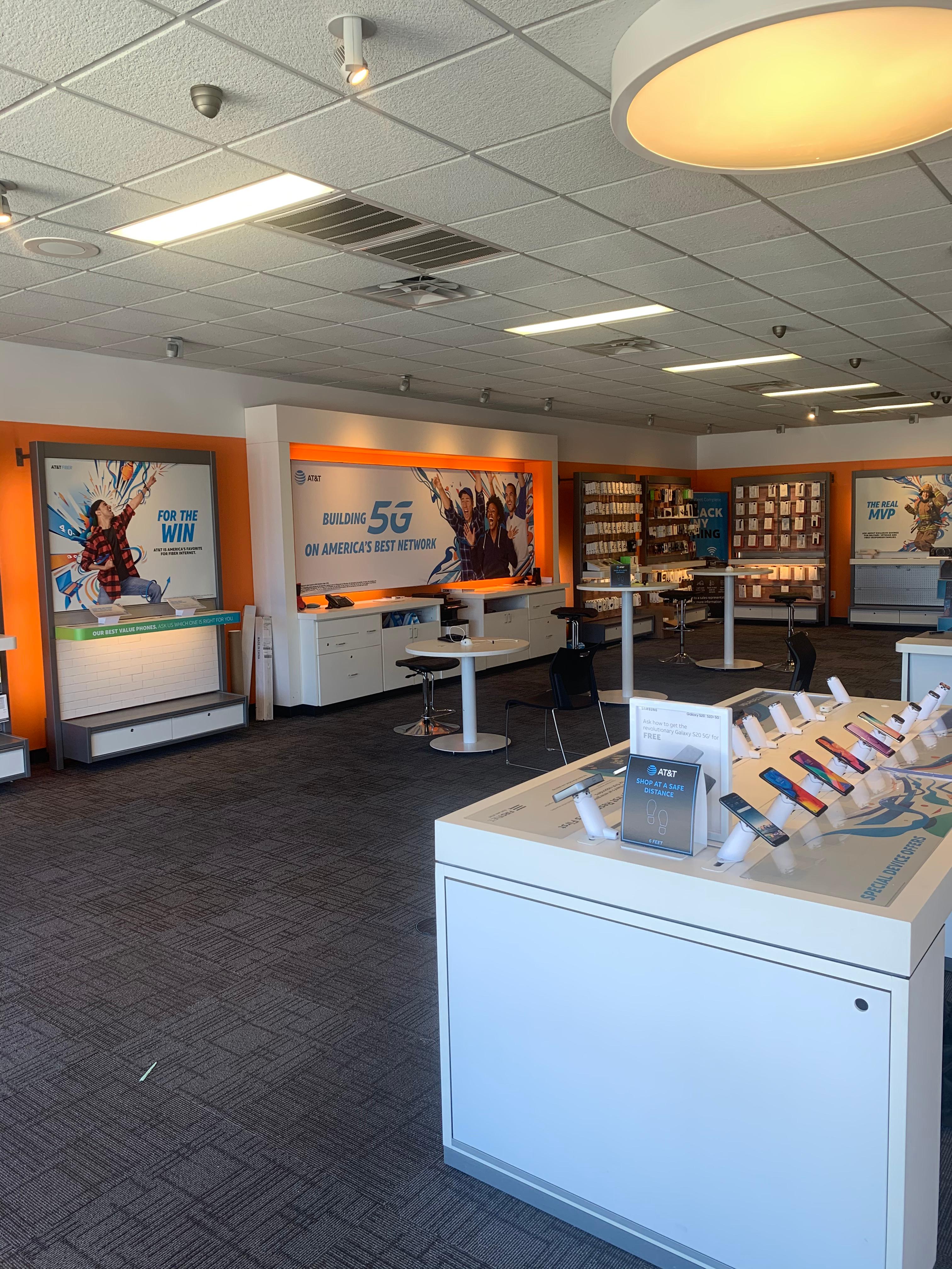 AT&T Store Photo