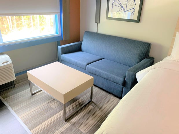 Images Holiday Inn Express & Suites Wilmington West - Medical Park by IHG