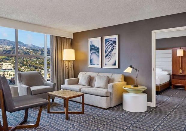 Images Hilton Los Angeles North/Glendale & Executive Meeting Ctr