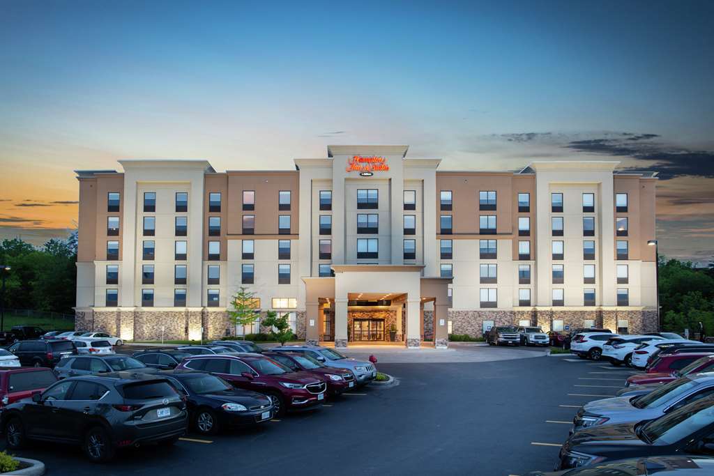 Hampton Inn & Suites by Hilton Barrie - Barrie, ON L4N 9Y4 - (705)719-9666 | ShowMeLocal.com