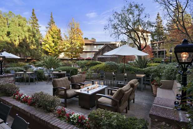 Images Embassy Suites by Hilton Napa Valley
