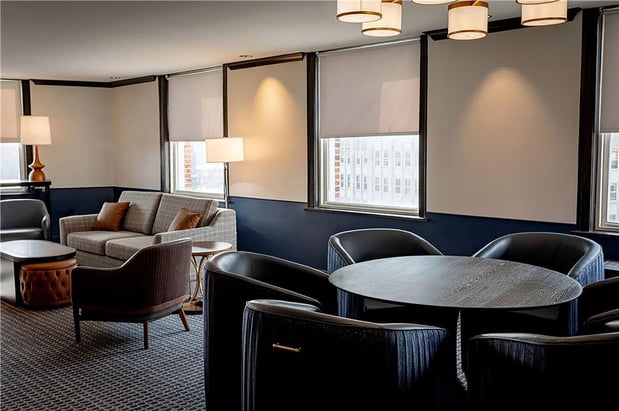 Images Hilton Orrington/Evanston