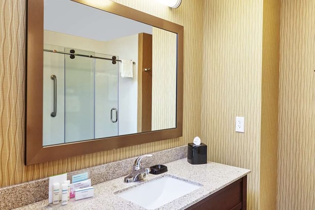Images Hampton Inn & Suites Milwaukee/Franklin