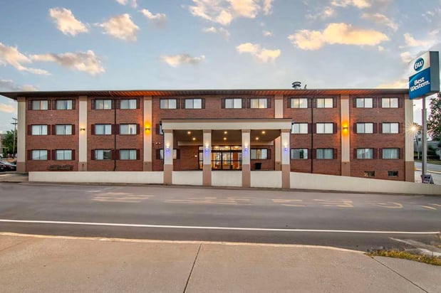 Images Best Western On the River