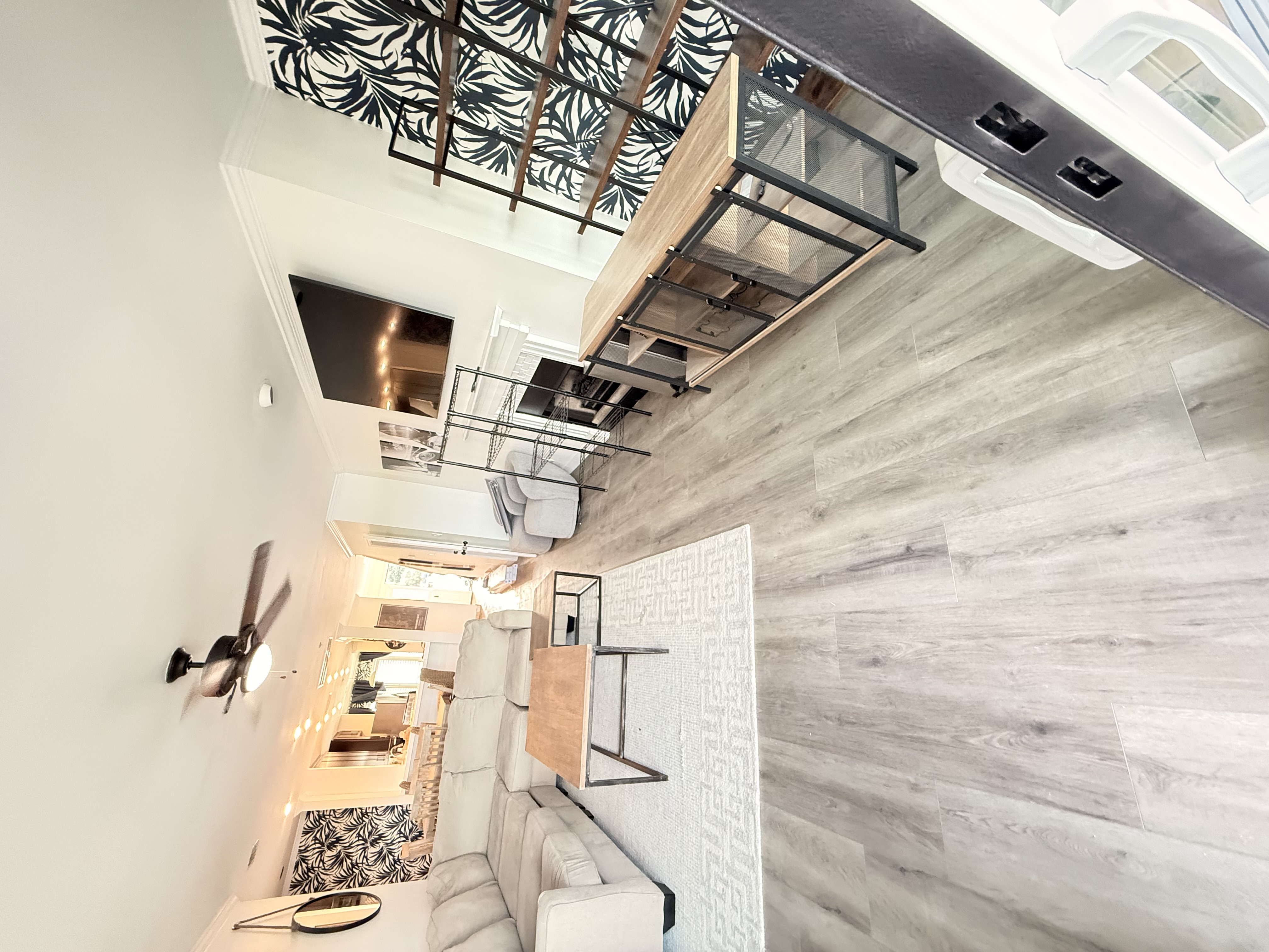 Floor Coverings International Image