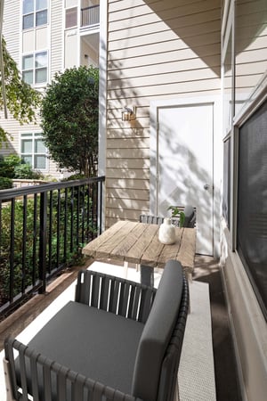 Images Camden Dulles Station Apartments