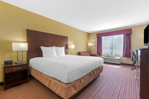 Images Best Western Seneca-Clemson