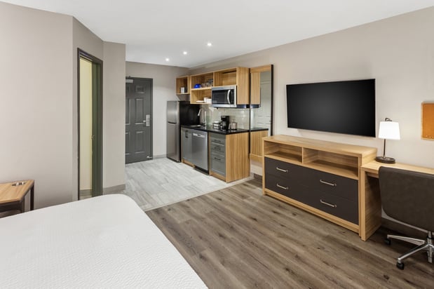 Images Candlewood Suites Harrisonburg by IHG