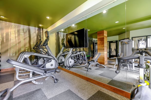Images Elan Redmond Apartments