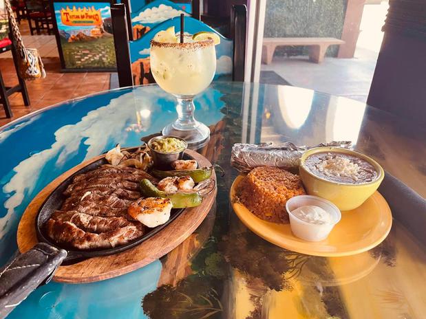 Images Tortas de Fuego Village of Oak Creek