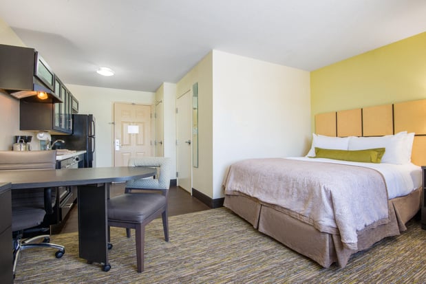 Images Candlewood Suites Jefferson City by IHG