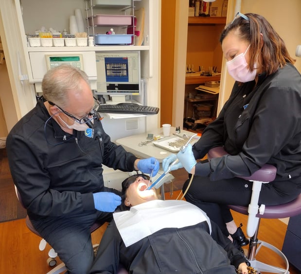 Images Warren R. Gase, DDS