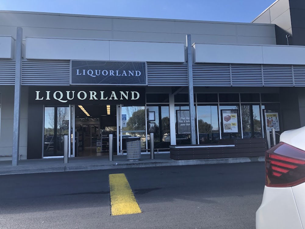 Images Liquorland Mill Park Lakes