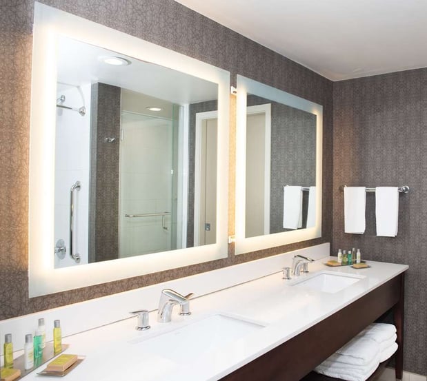 Images DoubleTree by Hilton Hotel & Suites Charleston Airport