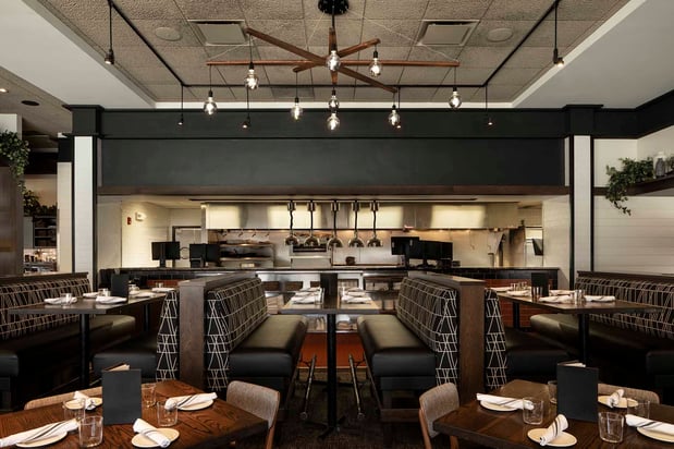 Images Burtons Grill & Bar