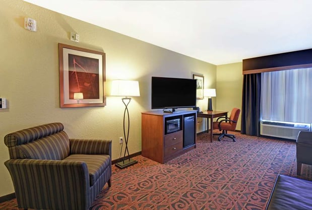 Images Hampton Inn & Suites Milwaukee/Franklin