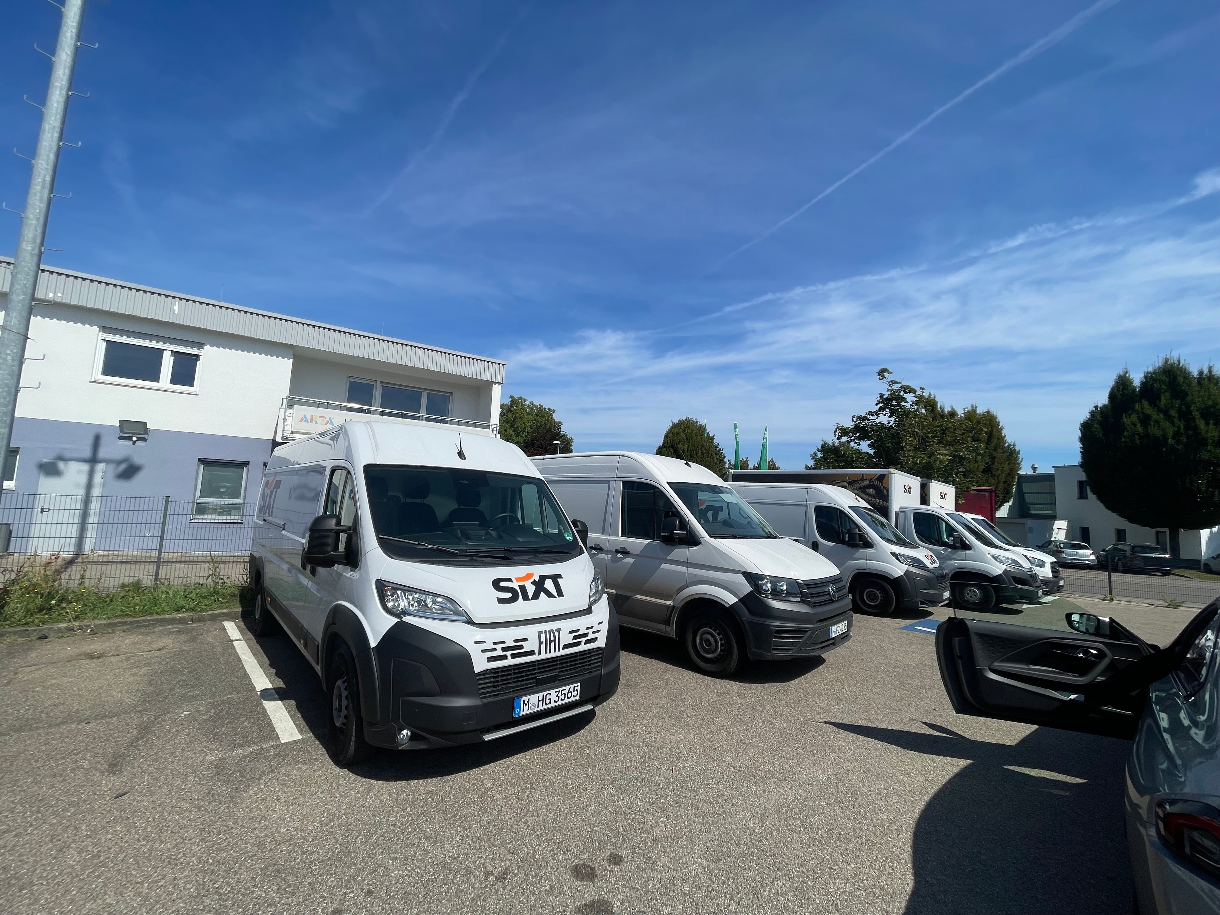 SIXT Autovermietung Ludwigsburg Hauptbahnhof, Pflugfelder Str. 17 in Ludwigsburg