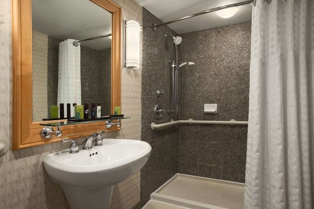 Images Embassy Suites by Hilton Chicago O'Hare Rosemont