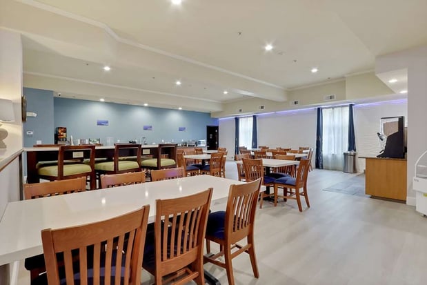 Images Best Western Liberty Inn DuPont JBLM