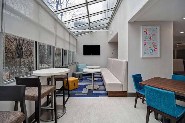 Images Hampton Inn NY-JFK